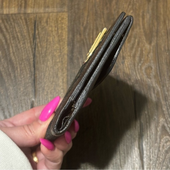 Fendi
Vintage Zucca FF Logo Compact Wallet - Picture 7 of 15